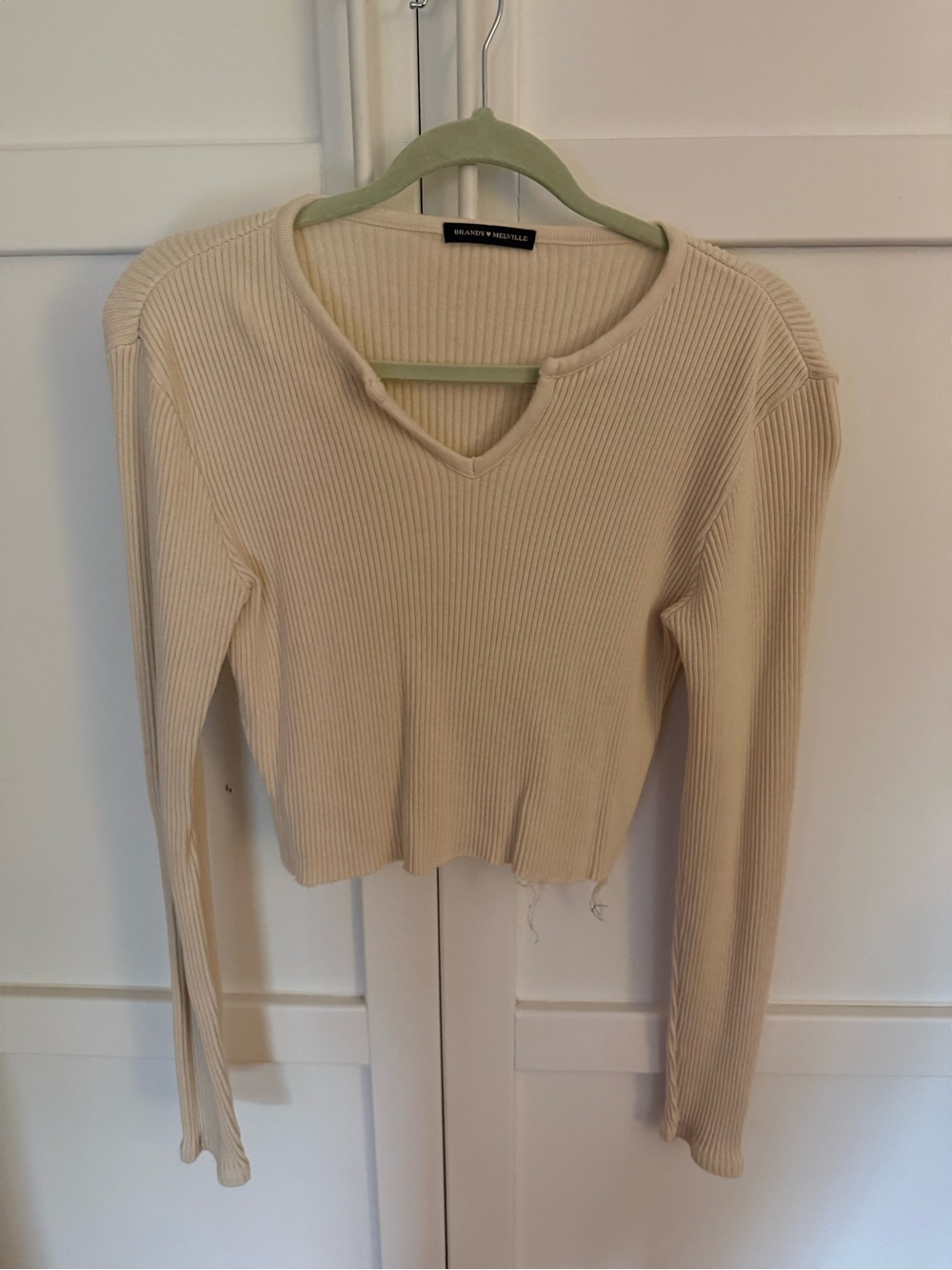Brandy Melville Ribbed V-Neck Long Sleeve Top in Cream Raw Crop Top